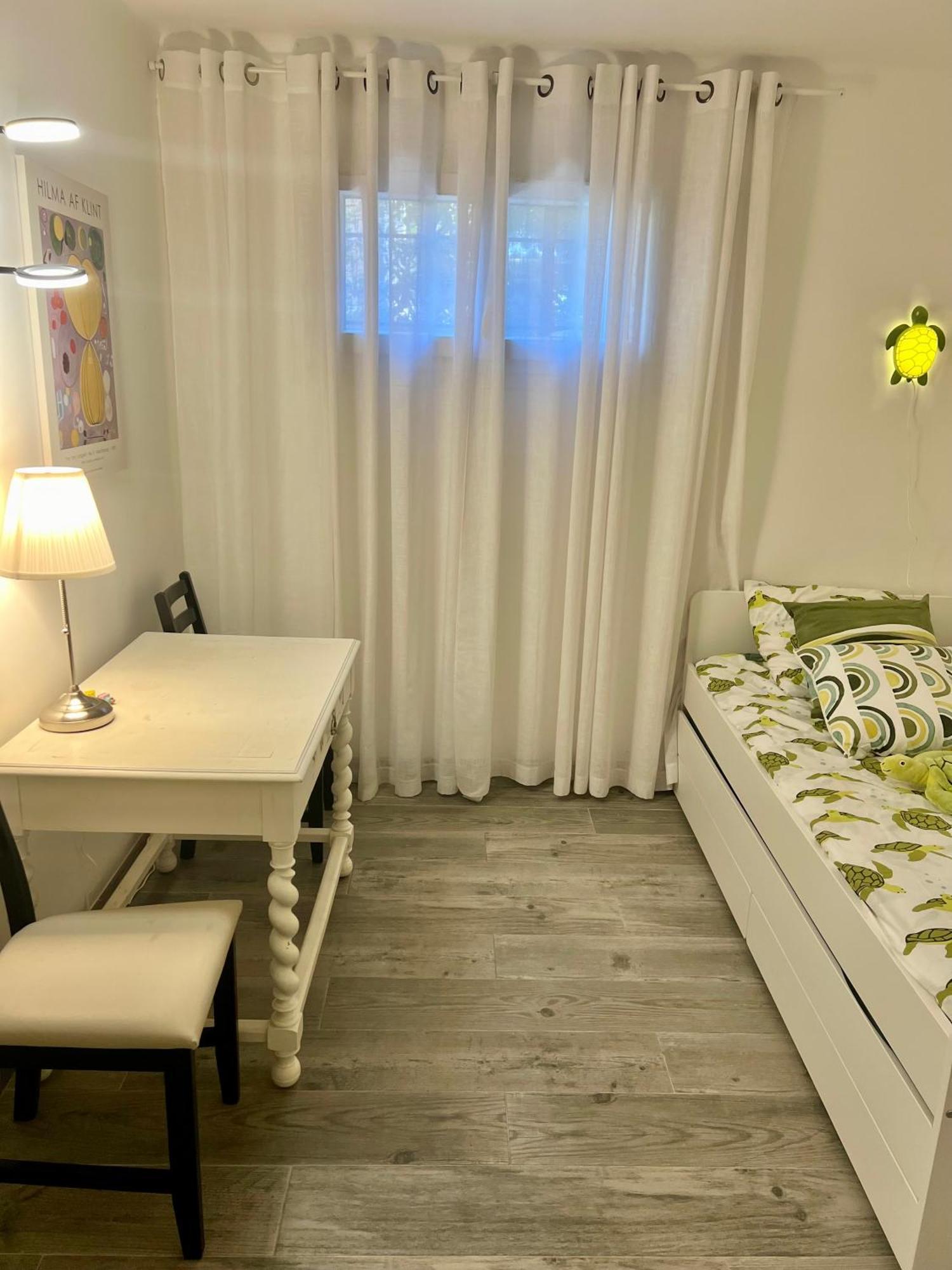 Superbe Rez-de-Villa 6p calme&plage à pied Le Pradet Extérieur photo